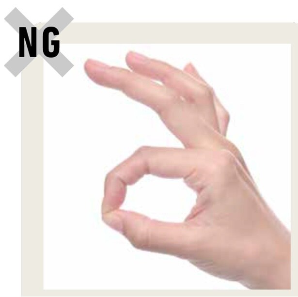 爪は立てないようにしましょう