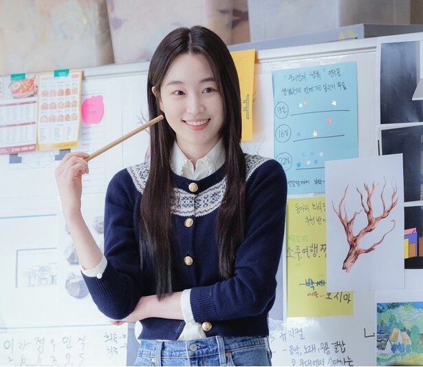 自由奔放で大胆なジウを演じるのはウォン・ジアン。ディズニープラスで今年配信の『北極星』での演技も話題に