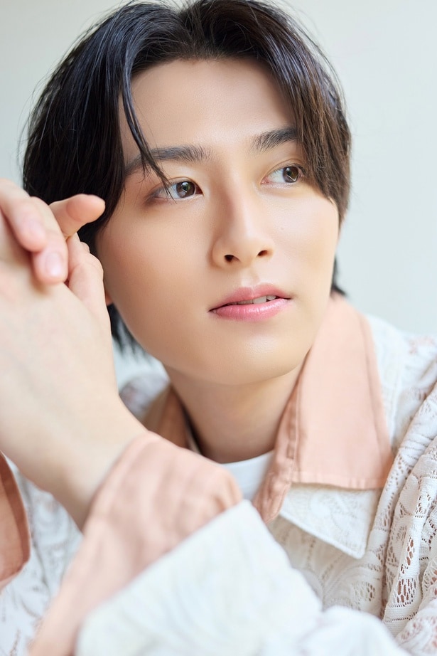 2025年3月に発売した初写真集は即重版