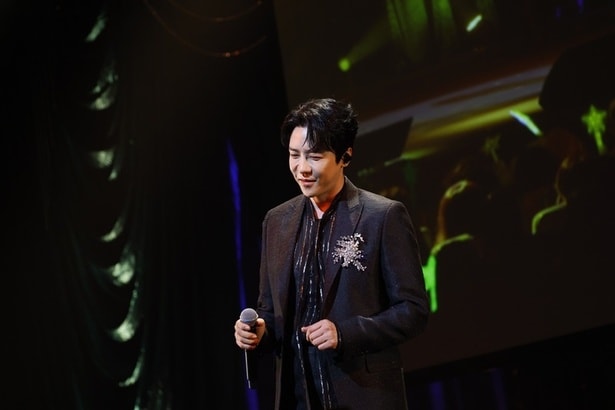 見事な歌唱力で圧倒