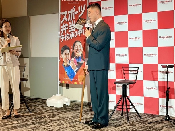 スーツ姿が素敵!小田凱人選手