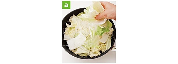 白菜でサンドするようにはるさめを重ねる