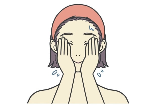 クレンジング4　ぬるぬる感がなくなるまで丁寧にぬるま湯ですすぐ