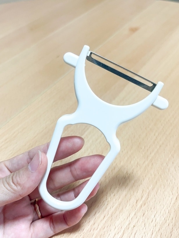 100均などでも購入できるシンプルなものをチョイス（▶︎早速、にんじんの千切りに挑戦）