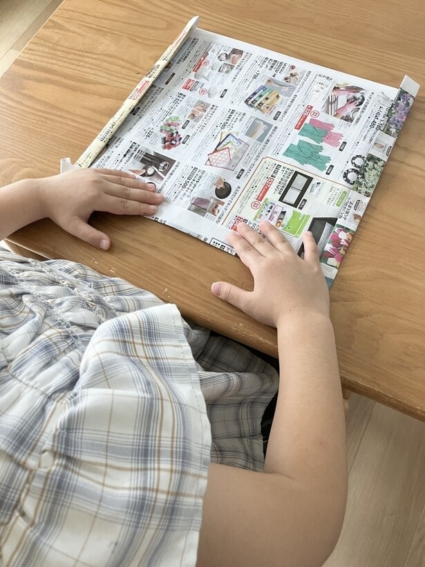 カタログサイズになると小さい子どもでも作りやすい（▶︎活用術をチェック｜新聞サイズ）