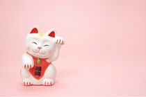 2026年のラッキーカラーは？ 財布は浪費を防ぐ色がおすすめ！【琉球風水志シウマさんに聞きました】