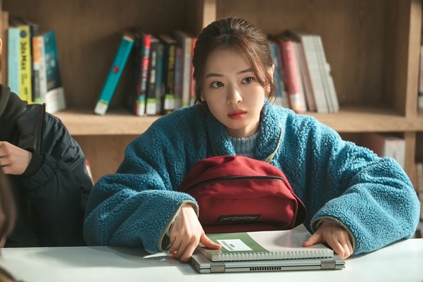 『第4次恋愛革命 ～出会いはエラー：恋はアップデート～』ヒロインのファン・ボルムビョル