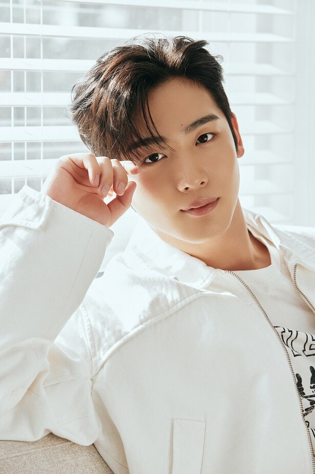 11歳のときにドラマ『善徳女王』にエキストラとして出演しているのだそう！