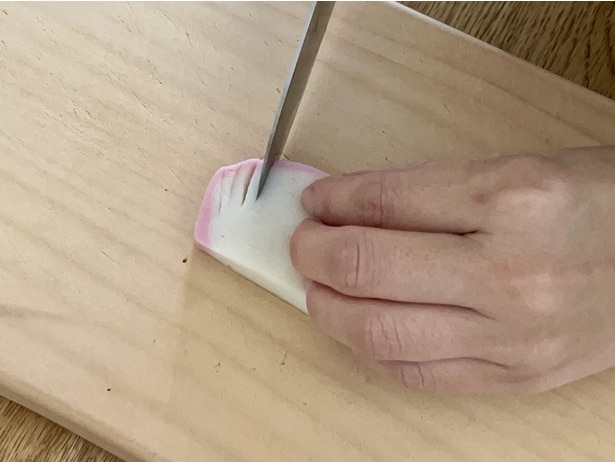 同じ幅になるように慎重に…