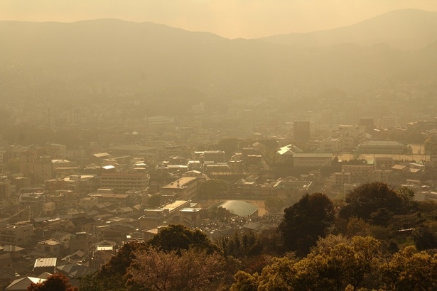 数千キロも離れた中国からなぜ?日本へ黄砂が運ばれる条件