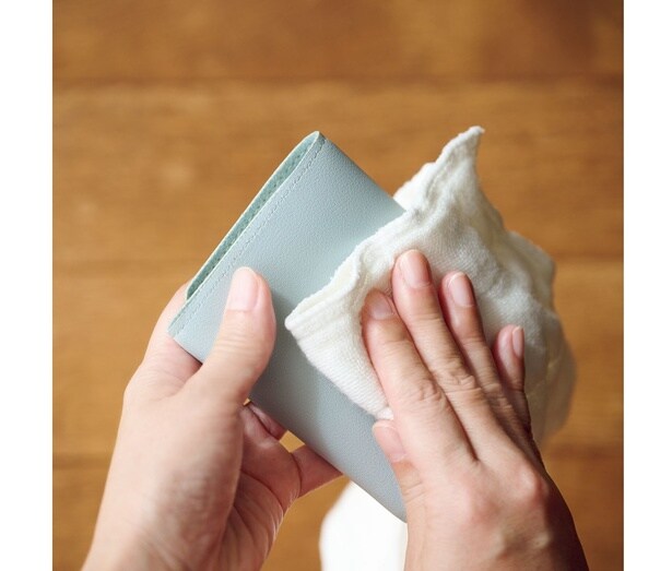 財布自体をきれいに保つ