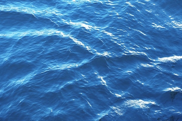 新たなエネルギーとして期待！海水の温度差を利用した「海洋温度差発電」とは