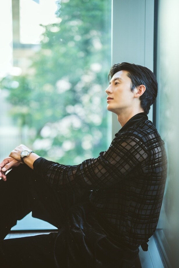 横顔も美しいジフンさん