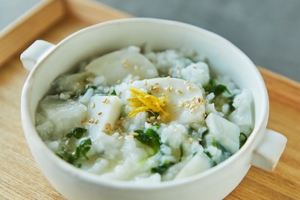 疲れた胃をいやす、中華風かまぼこ七草粥