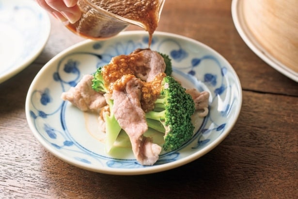 豚肉とブロッコリーのさっと蒸し