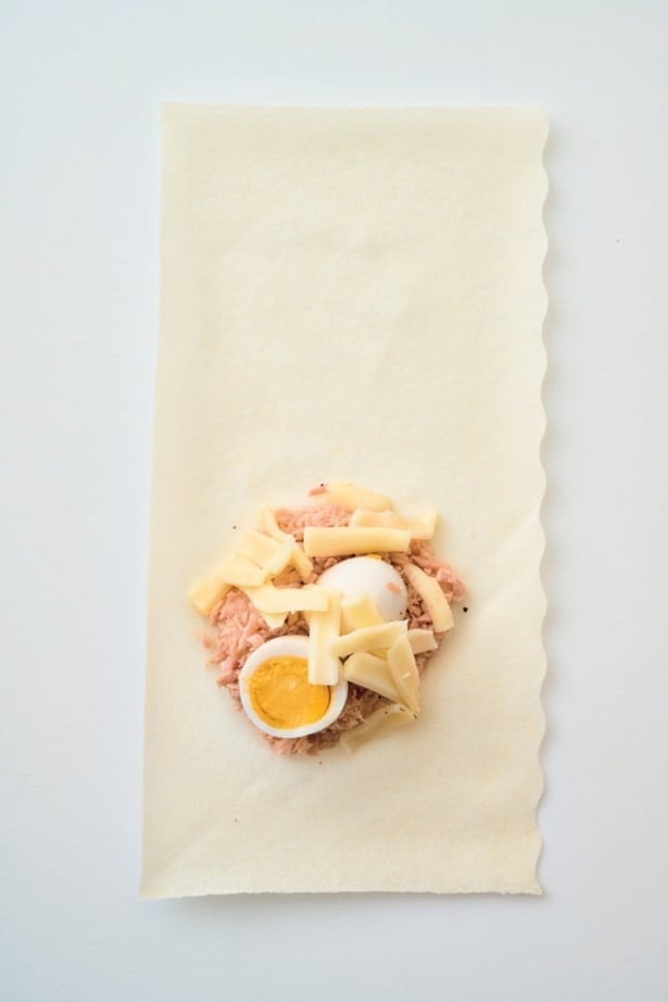 ツナとうずら卵のチーズ春巻き