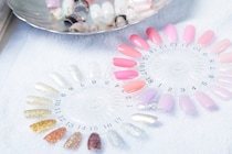 人気のマグネットネイルで魚を表現…？その完成度に「焼いたら美味しそう」「発想が天才！」