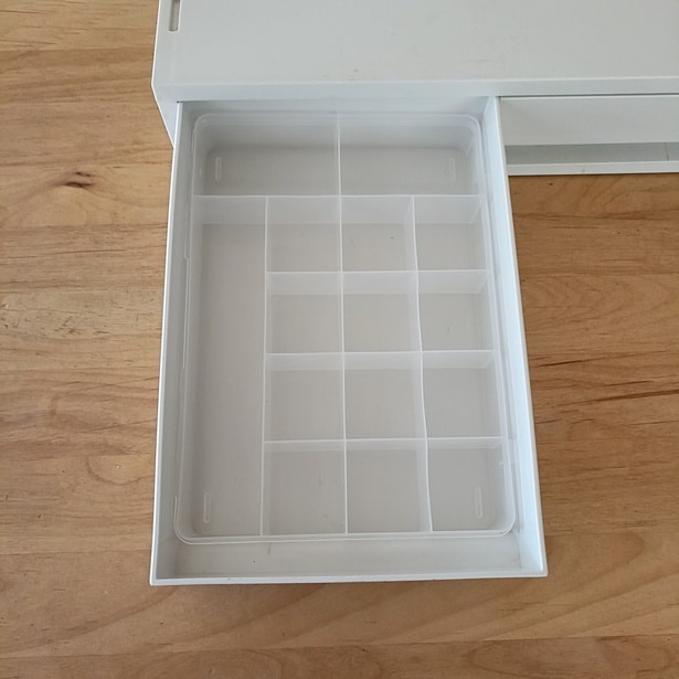 無印良品のケースの中にはめ込むとピッタリ！　▶収納してみたらどうなる？