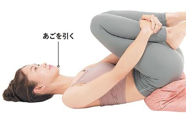 股関節ストレッチ