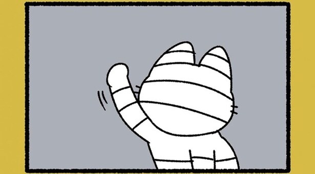 包帯をグルグル巻いた「みいら」。飛んでいる虫に「手」を伸ばしたと思ったら