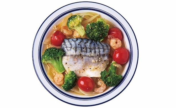 電子レンジでパパッと作る「青魚のアクアパッツァ」