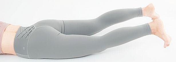 【NG!】かかとが離れる。