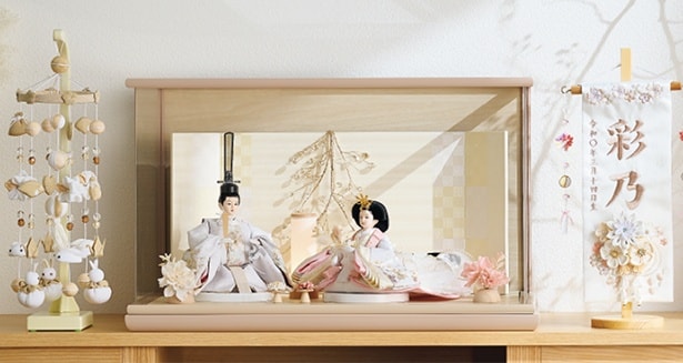 インテリアとの調和や飾る楽しみにもこだわった、アカチャンホンポのひな人形に注目！