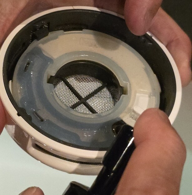 オイルを入れます