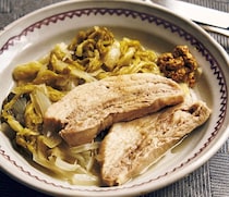 ほろほろの豚バラ、とろとろのキャベツがたまらない！【豚バラとキャベツのビネガー煮込み】