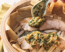 【せいろ蒸しおかず】ほったらかしでプロ級の仕上がりに！「かにかま茶碗蒸し」「ぶりの蒸しもの」