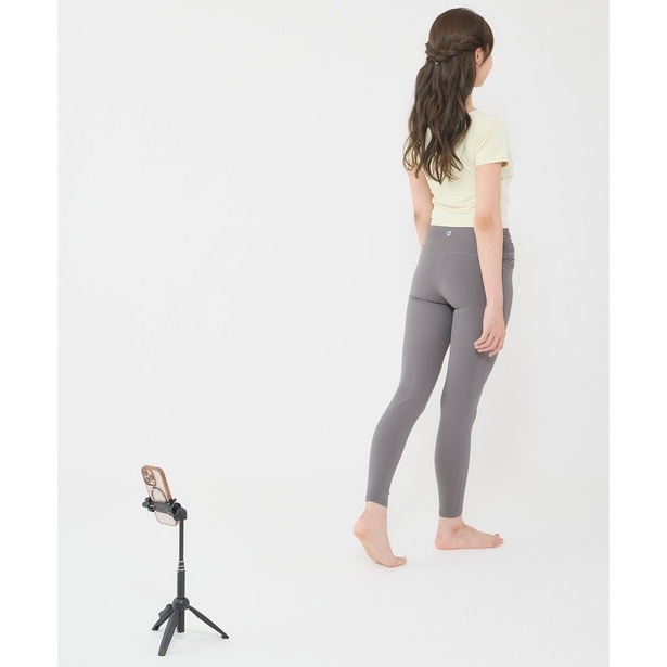 足元が見えるように撮影するとわかりやすいです