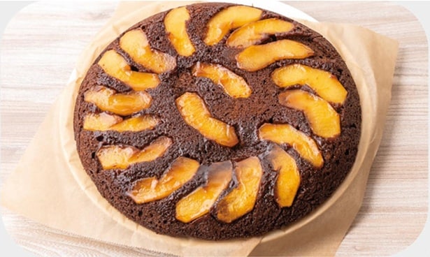 りんごが上面になるように一度皿に出す