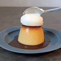 ちょっと固め＆さっぱり味で食べやすい。昔ながらの「喫茶店のプリン」