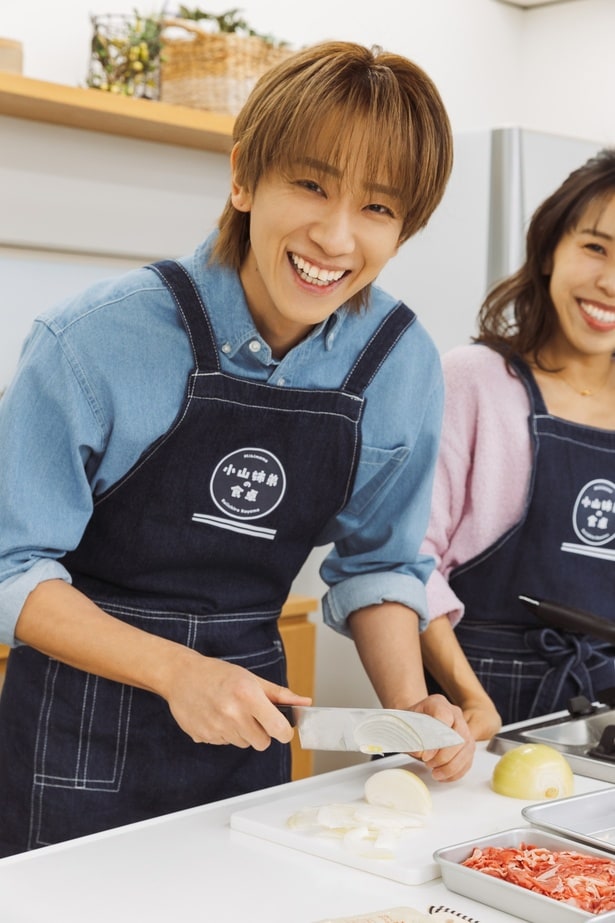 玉ねぎカット担当の小山さん