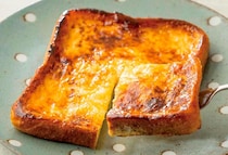 ひと手間加えるだけ！食感が楽しい「キャラメリゼフレンチトースト」