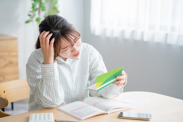 6割以上が「老後資金に不安あり」。物価高、介護…40代からの女性が抱える「お金の悩み」大調査!