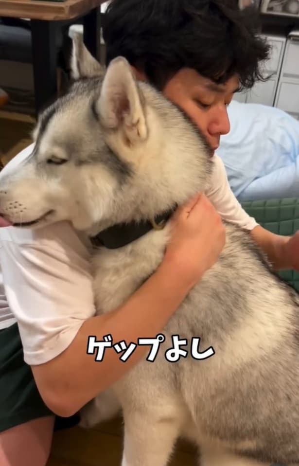 ゲップも忘れずに▶ミルクを見ると…（⇒次へ）