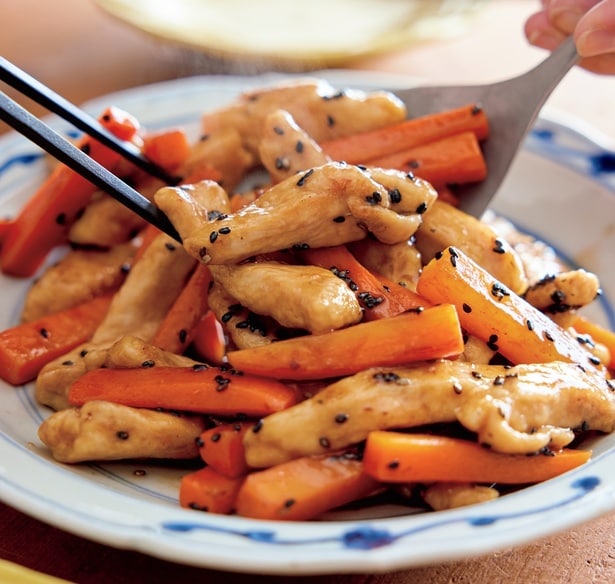 野菜を1種プラスするだけで栄養価アップ！とりむねのおかず2選【コスパ食材フル活用レシピ】