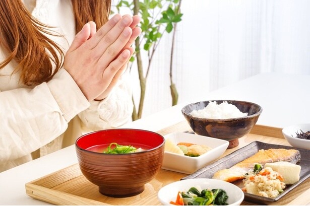 8割以上が健康に不安も…。へとへとな子育て世代は「運動」より「食事」に熱視線