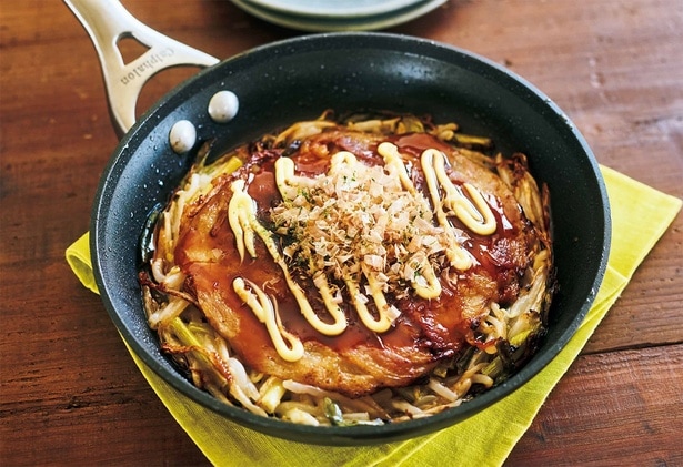 シャキシャキもやし＆カリッと豚バラで美味しい！「もやしと豚バラのヘルシーお好み焼き」