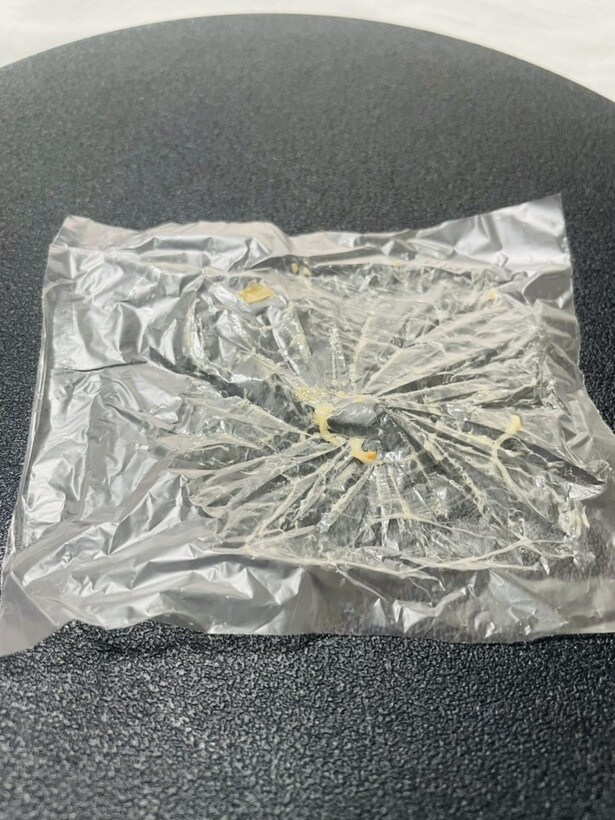 フィルムには少しネバネバと納豆の皮が残る…(▶次へ)