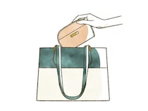 外出先の被災に備える！「持ち歩き防災ポーチ」と「家族とつながる方法」