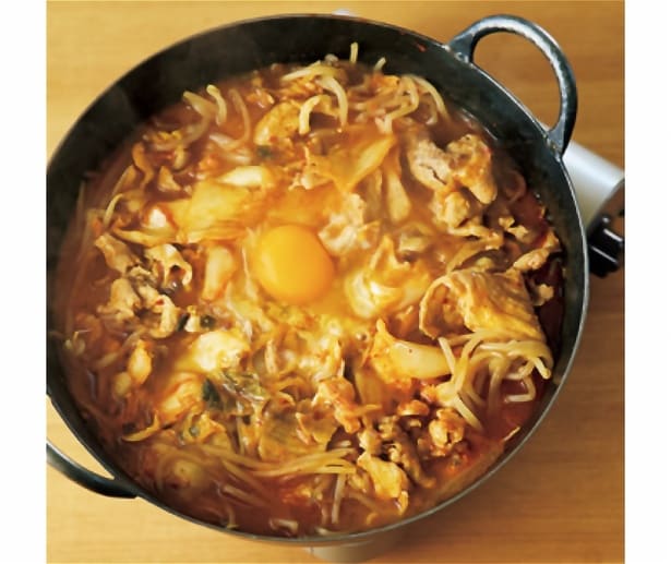 ご飯が進む、みそベースのピリ辛味