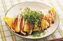 人気メニューに麺を加えてボリュームアップ「もやしのとん平焼きそば」