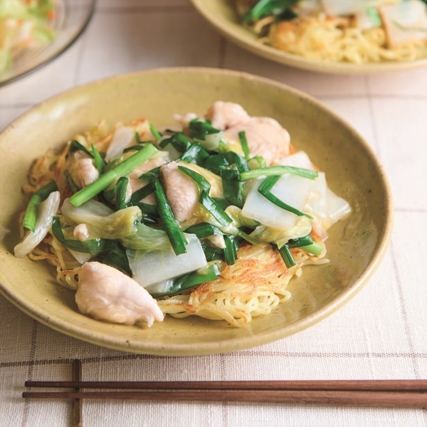 麺のこうばしさとあんのやさしい味わいがマッチ「とり肉と白菜のあんかけ焼きそば」