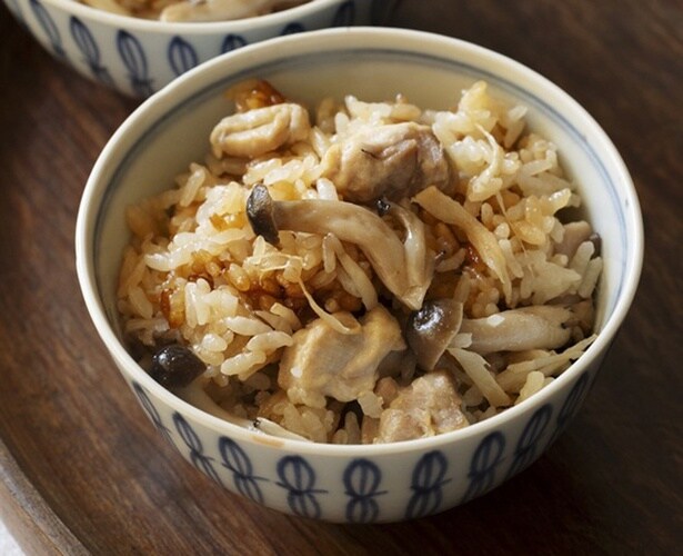 「味どうらくの里」で炊き込みご飯