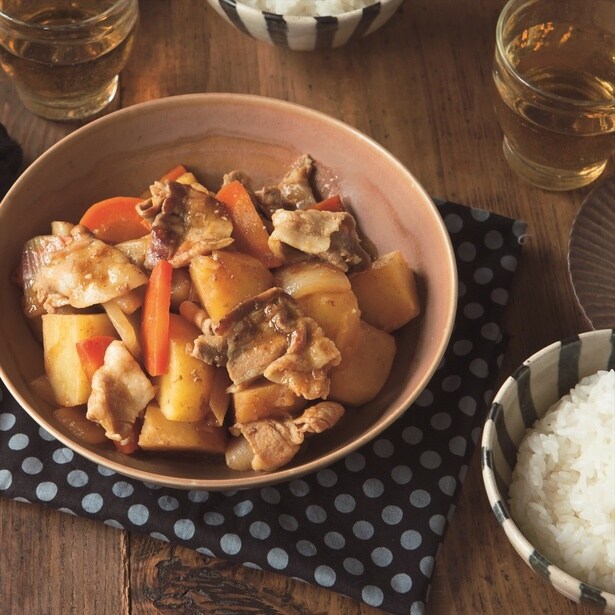 ソースの甘辛さがじゃがいもにぴったり「ソース肉じゃが」