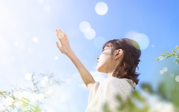 紫外線が気になる季節。敏感肌の美白ケアなら「ディセンシア」の新アイテムに注目