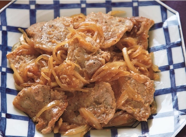 玉ねぎの甘みをプラスしたしょうがだれで