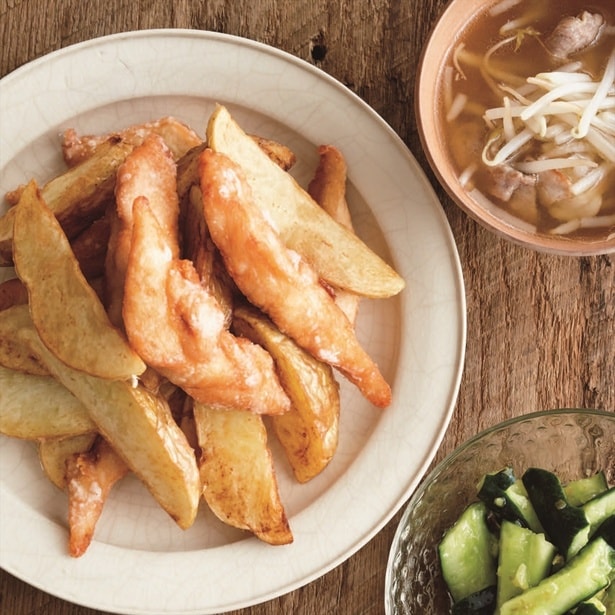 レンチンして揚げると、カリッ&ホクホク「ささ身とじゃがいものから揚げ」